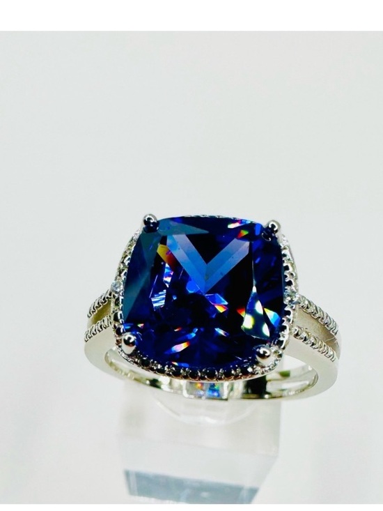 Jewelry - Ring TANZANITE 5 Carat gemstone set in 925 sterling silver size 8